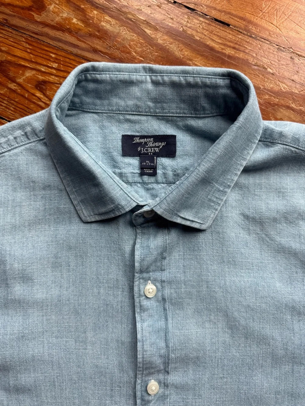 J. Crew Thompson Light Blue Denim Men's Button-Down Casual/Dress Shirt. Size XL
